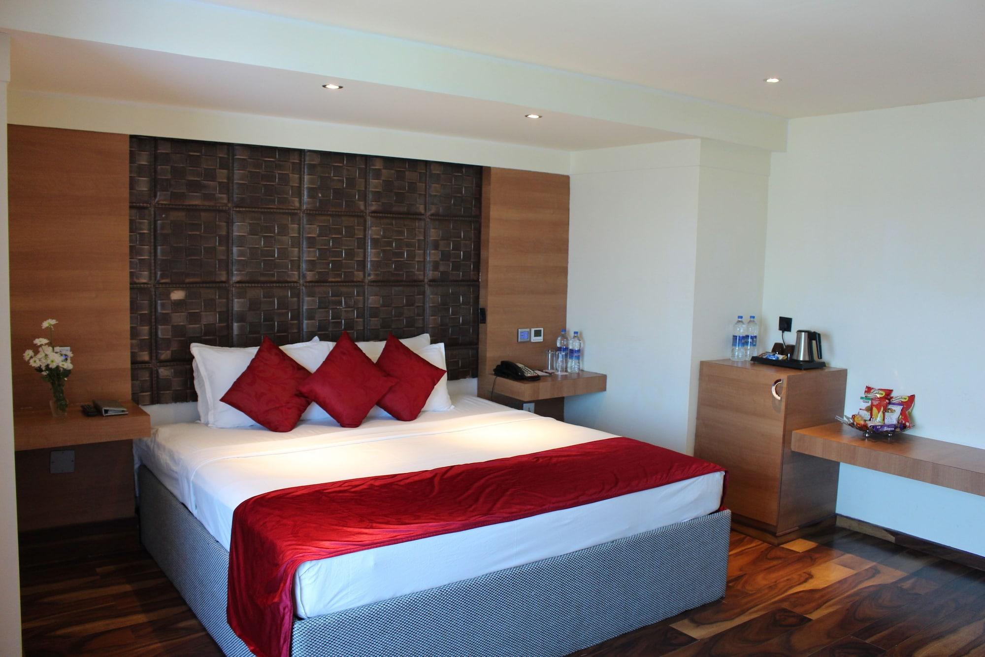 Ramada By Wyndham Alleppey Alappuzha Екстериор снимка
