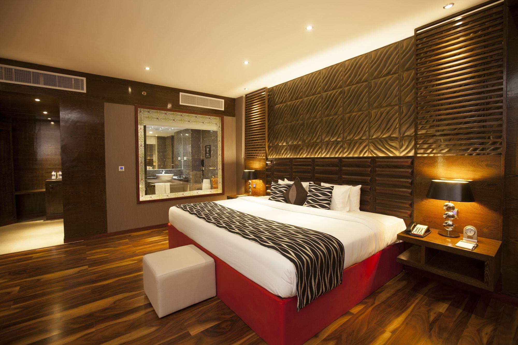 Ramada By Wyndham Alleppey Alappuzha Екстериор снимка