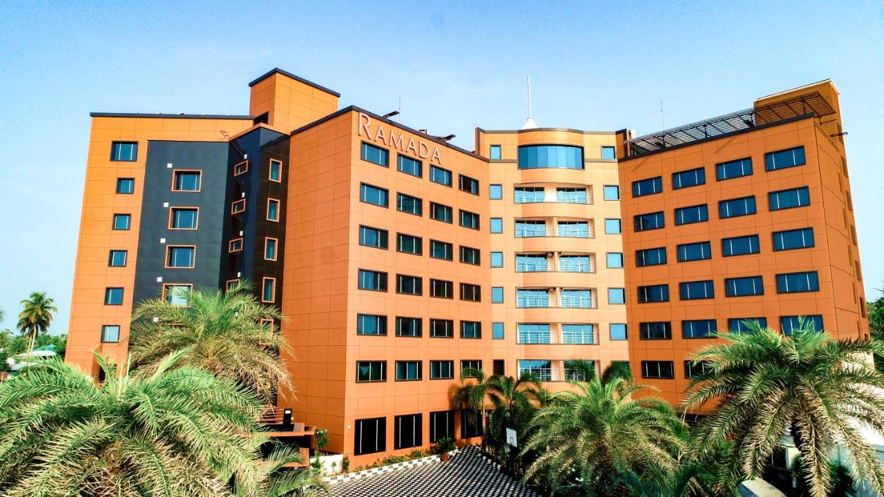 Ramada By Wyndham Alleppey Alappuzha Екстериор снимка