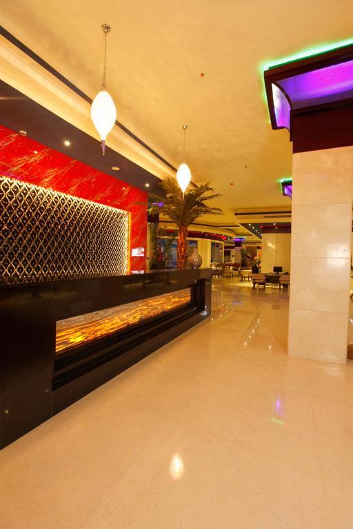 Ramada By Wyndham Alleppey Alappuzha Екстериор снимка