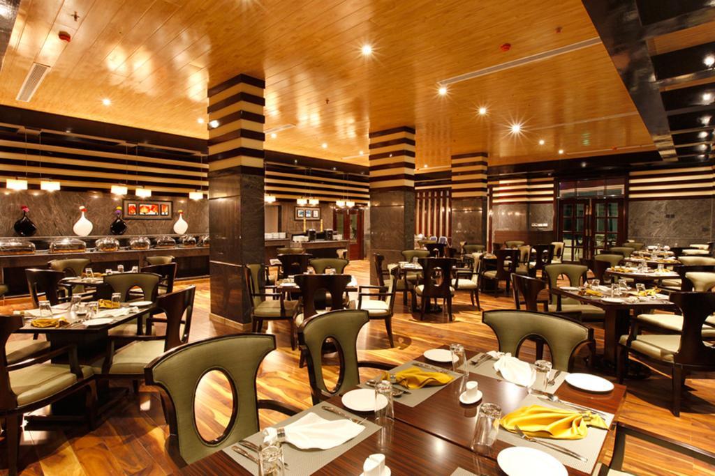 Ramada By Wyndham Alleppey Alappuzha Екстериор снимка