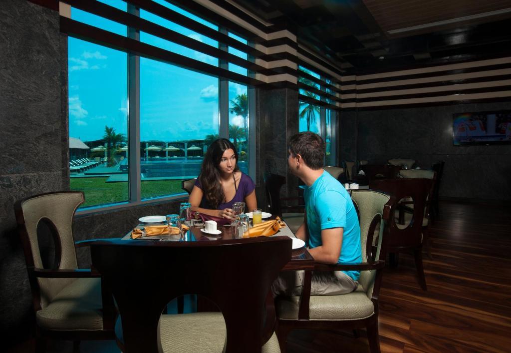 Ramada By Wyndham Alleppey Alappuzha Екстериор снимка